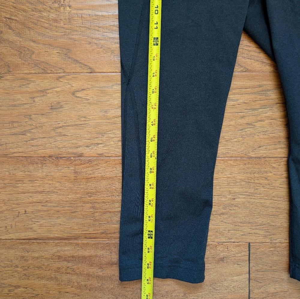 Lucy Hatha Collection Women's Cropped Leggings with Orange Logo Detail Medium - Picture 6 of 8